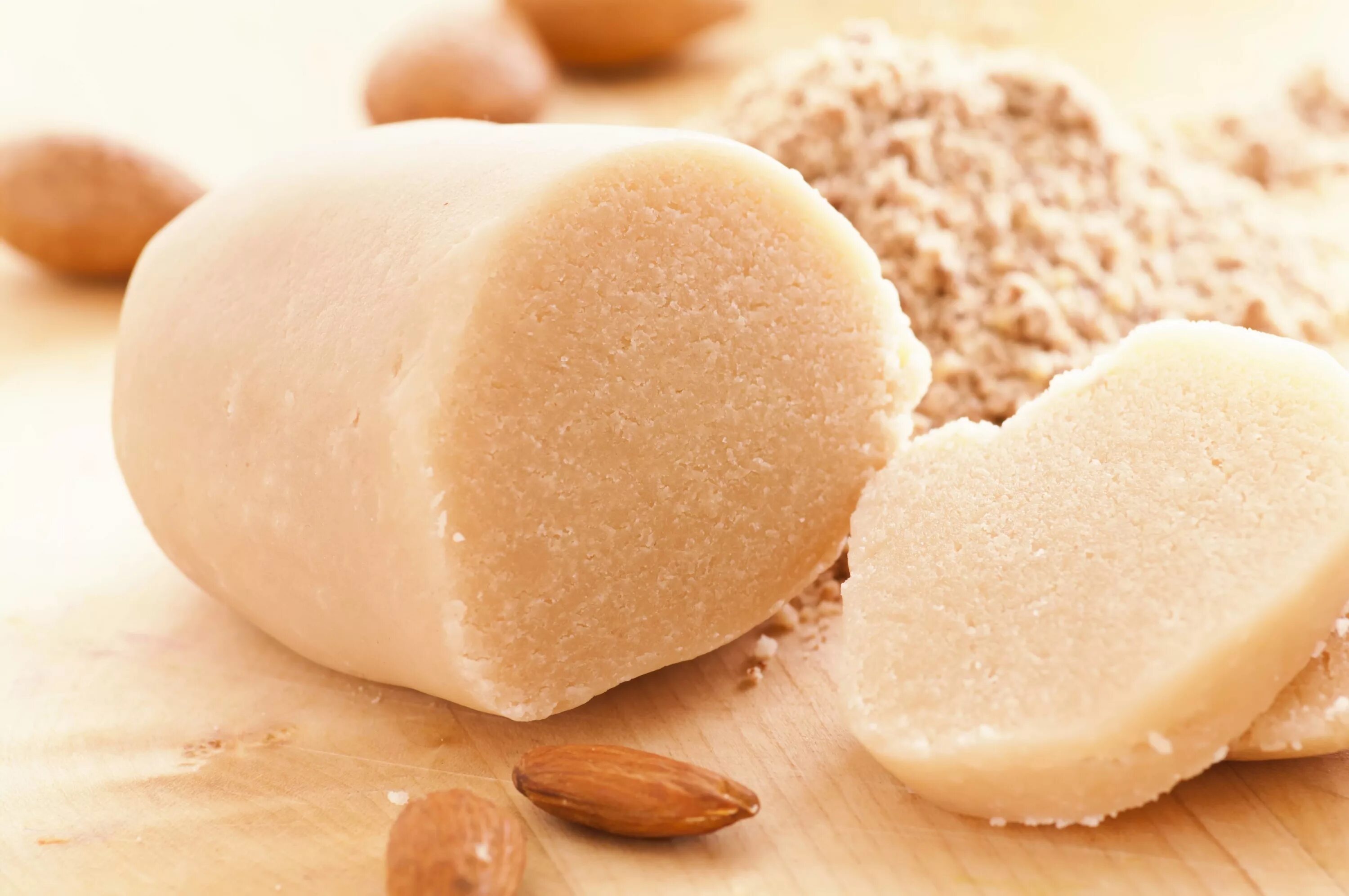 Миндаль марципан. Марципан что это. Сырцовый марципан. Миндаль марципан. Миндаль марципан.