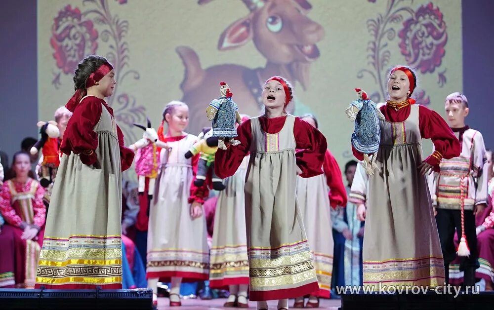 Песня ярмарка для детей в детском саду. Ансамбль ярмарка. фольклорная карусель. фольклорный ансамбль «виноградие». ярмарка рубцовск ансамбль.