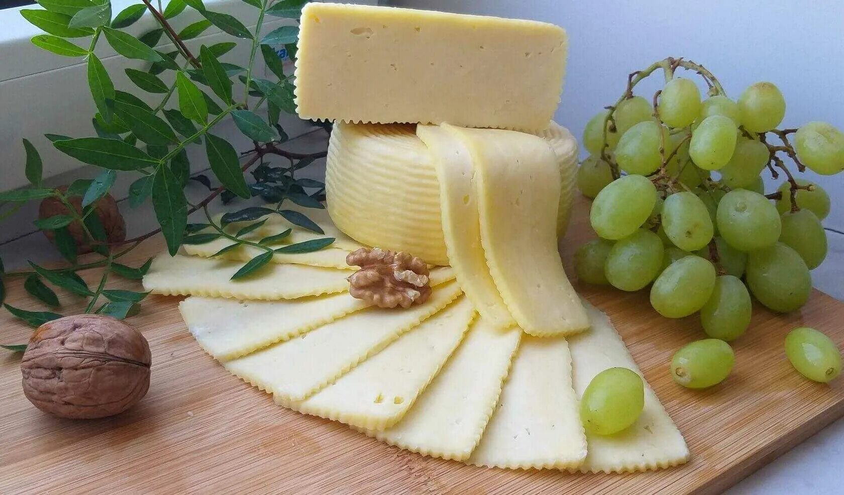 Сделать домашний сыр из творога рецепт. Рецепт сыра. Рецепт домашнего сыра. Домашний твердый сыр рецепты. Домашний сыр сыровар.