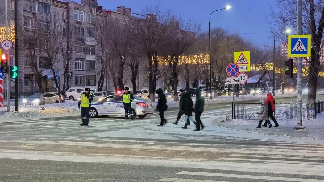 Минирование школ Благовещенск. В Благовещенске заминировали школы. Горького 194 Благовещенск.