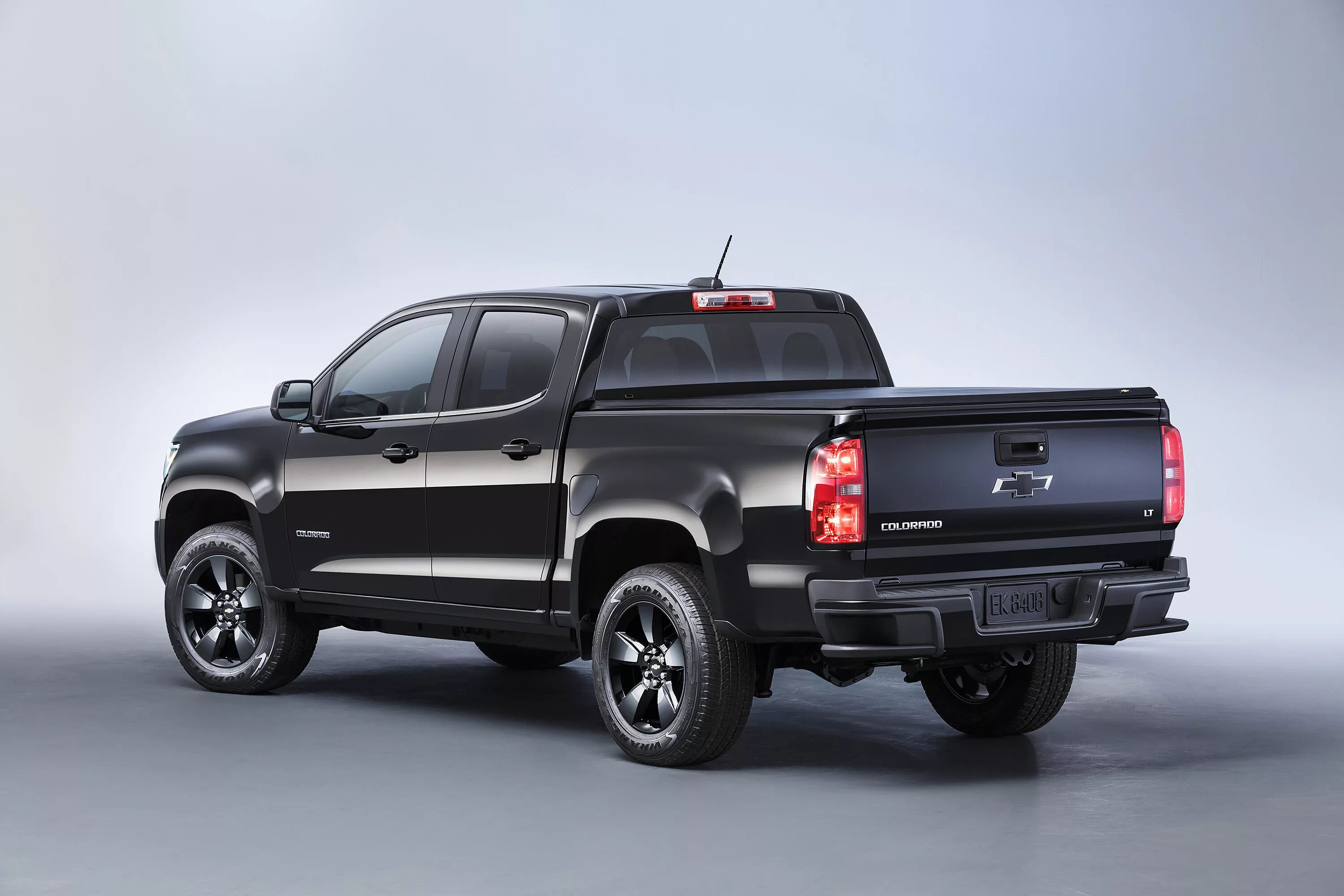 Пикап. Chevrolet Colorado 2000. Шевроле Колорадо новый. Нива Шевроле пикап 2020. Новая Нива Шевроле пикап.