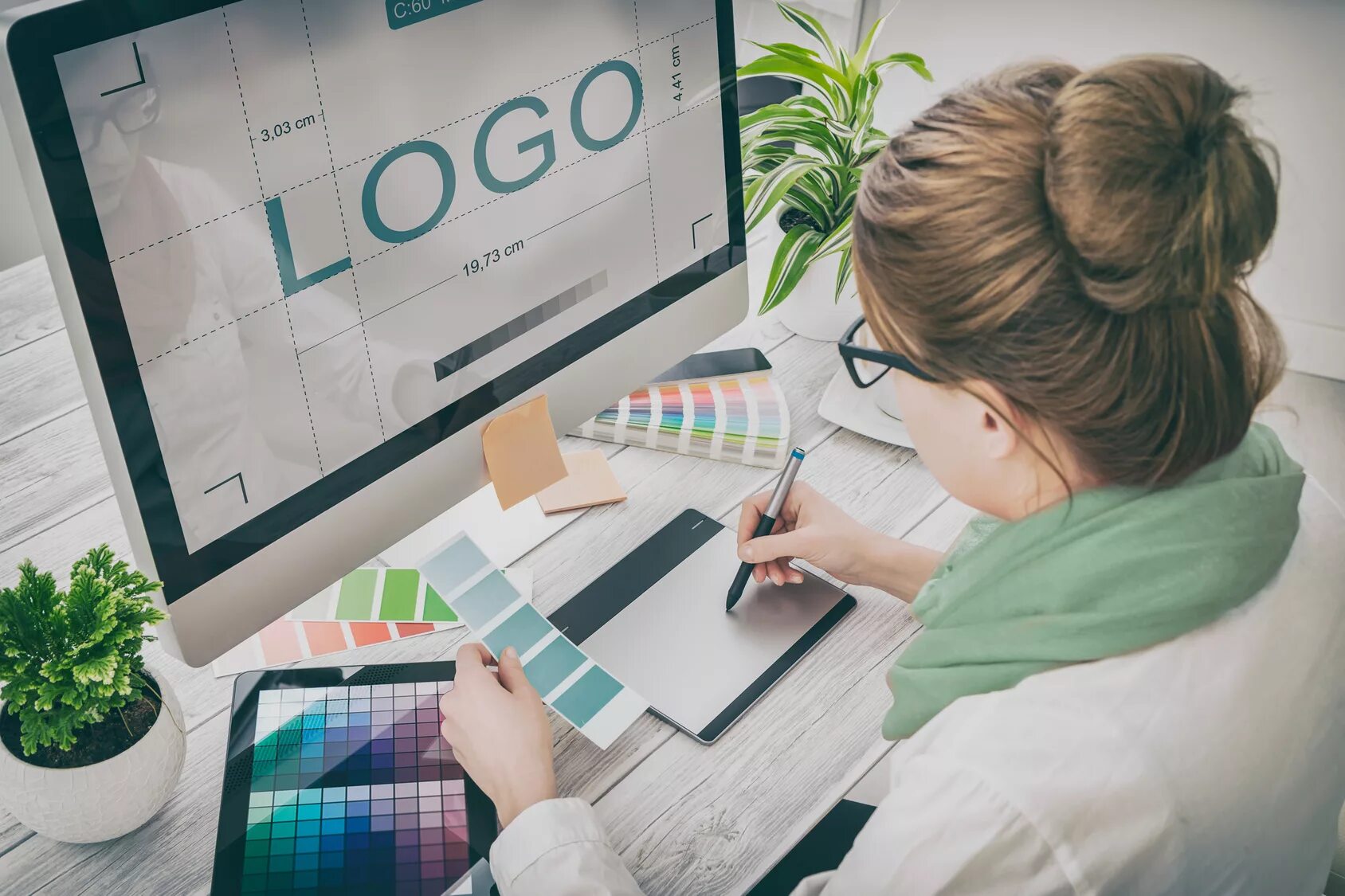 Graphic creator