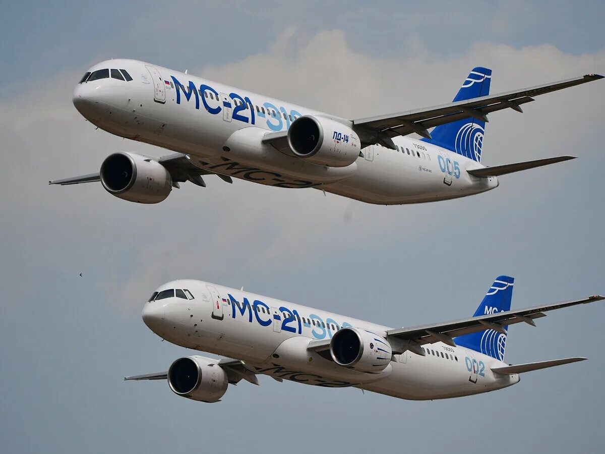 Мс 21 поставки. МС 21 300. MC 21 самолет. МС-21 300 пассажирский. МС-21-300 И МС-21-310.