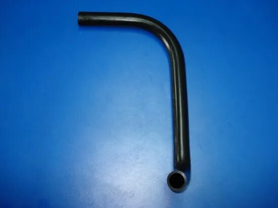 Шланг гур 2110881 scania. Шланг сапуна 2101. Сапун 2121. Шланг сапуна нива 2121 1014056. Сапун 2121.