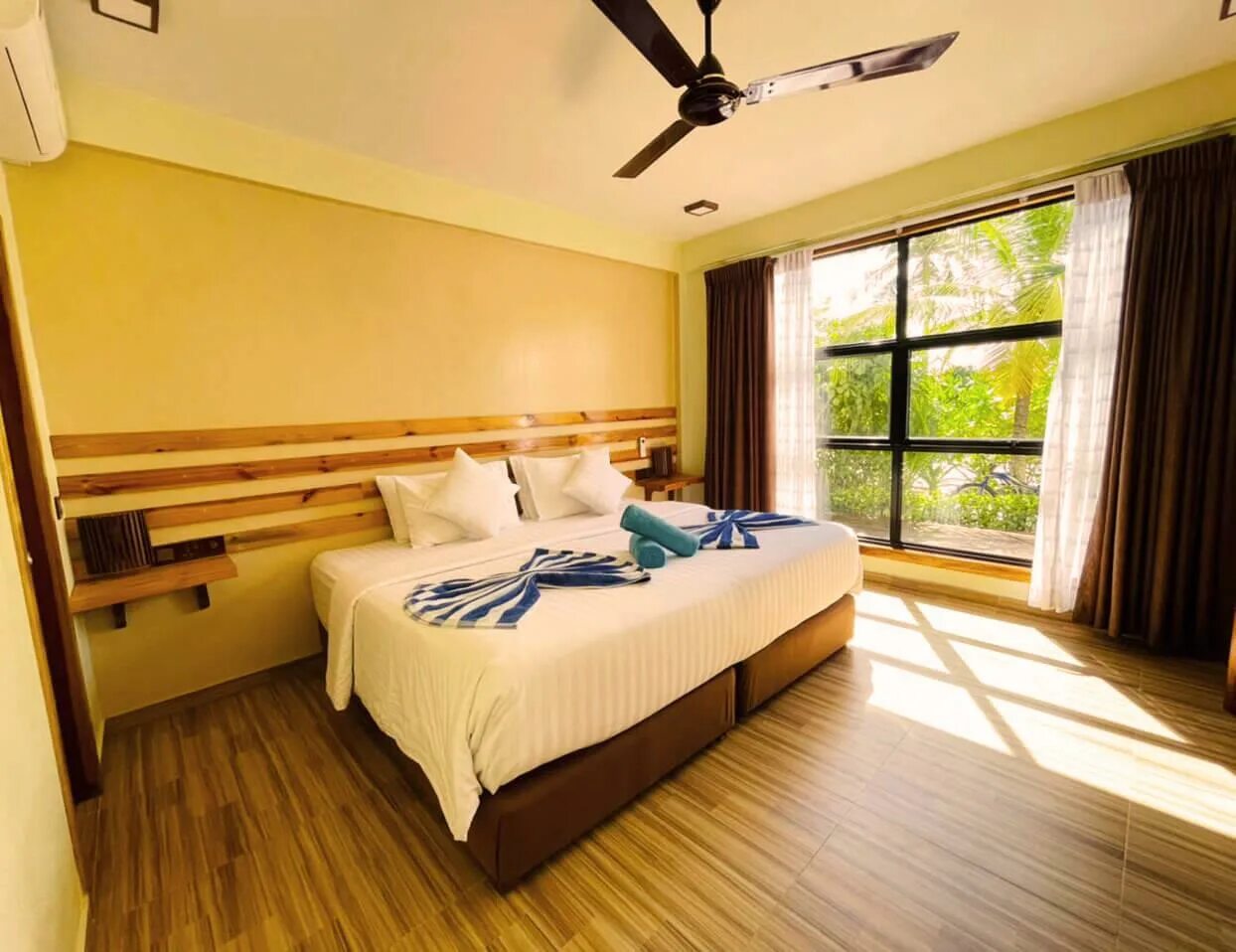 Endheri sunset dhangethi. Гостевой дом Endheri Sunset Dhangethi. Endheri Sunset Dhangethi 3* Мальдивы, Мальдивы. Endheri Sunset Dhangethi 3*. Endheri Sunset Dhangethi Guest House (South ari Atoll).