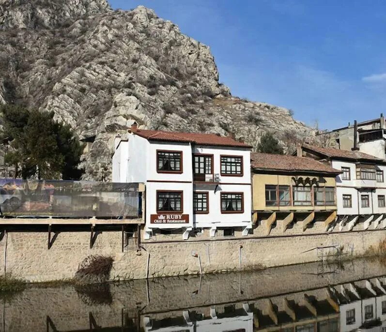 Амасия малая азия. Амасья отели. Амасья отели. Амасья отели. Амасья отели.