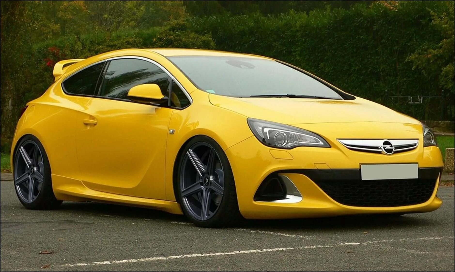 Opel Astra GTC. Opel Astra j GTC. Opel Astra GTC 2015.