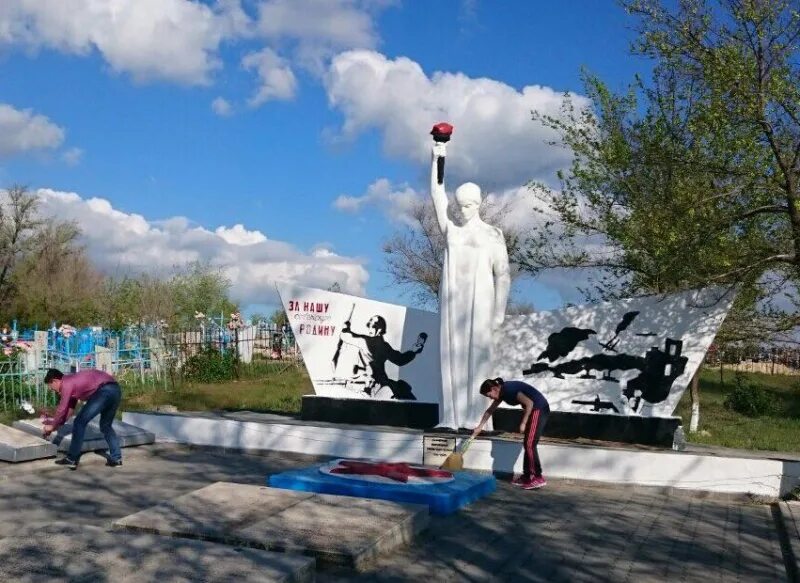 Садовое калмыкия фото. Кетченеры калмыкия. Село садовое калмыкия. Садовое калмыкия фото. Садовое калмыкия фото.