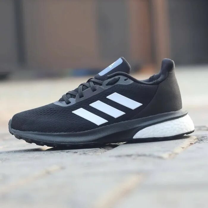 Astra run. Adidas astra run. adidas astra run boost. кроссовки адидас astrarun. кроссовки мужские адидас астрарун.