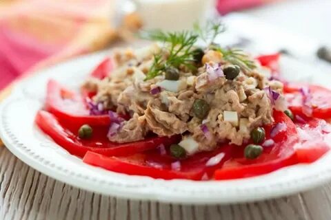 Салат с каперсами