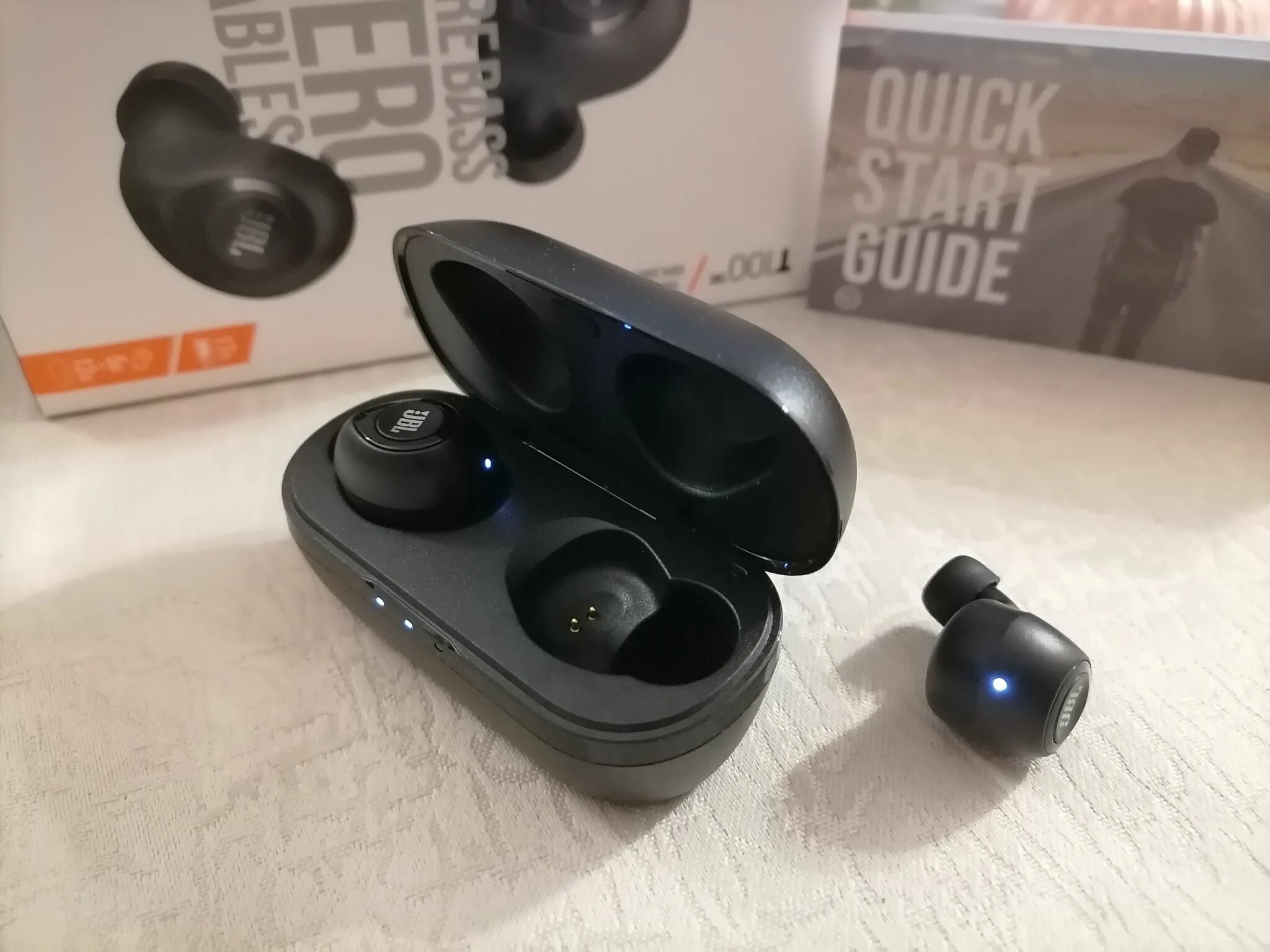 Jbl air 4 наушники беспроводные. Jbl t460bt. Наушники jbl отключаются сами. Наушники jbl отключаются сами. Наушники jbl live 500.