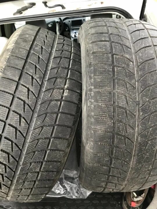 Шины 245 60 купить. Bridgestone Blizzak WS-60 лысая. Близак ws60 235 45 17. Yokohama v 906 или Близзак LM 005. Шины Бриджстоун зимние с 1900 по 2019 год.