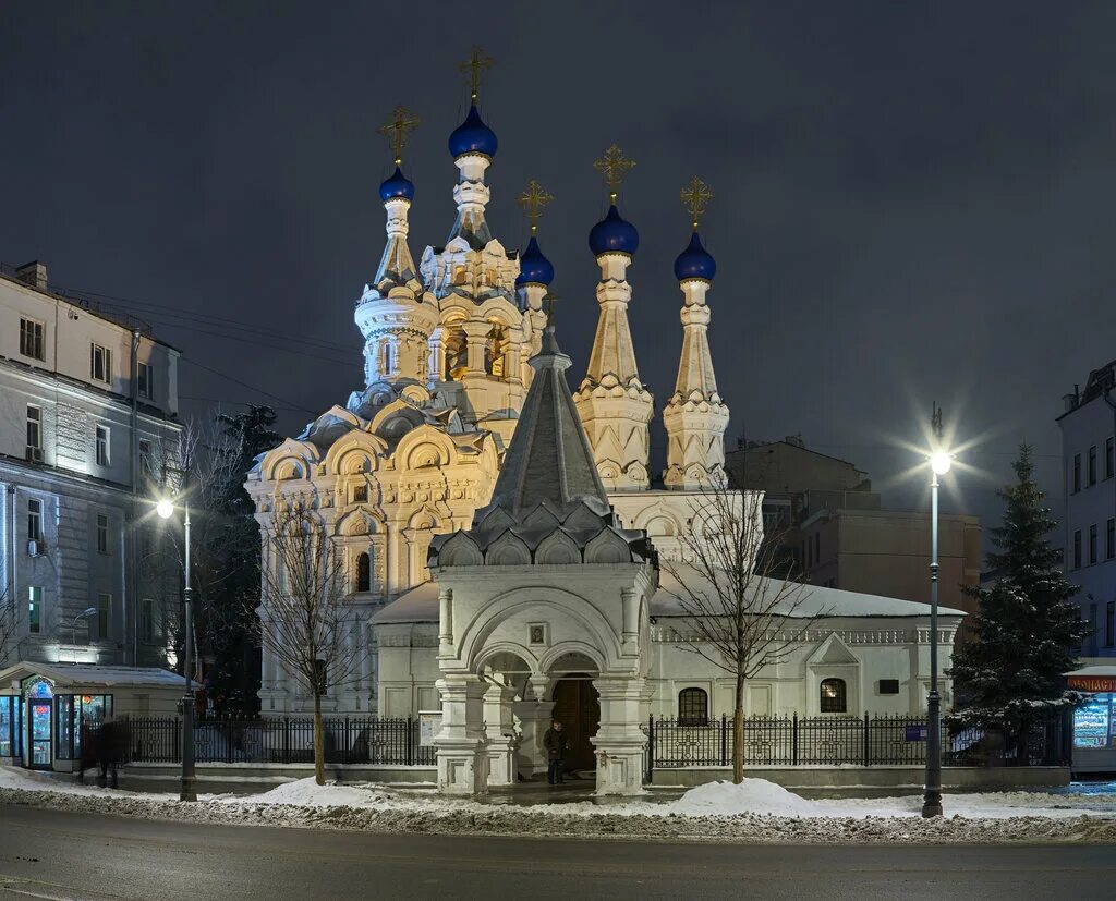 Московская церковь рождества богородицы. Храм Рождества Богородицы в Путинках. Церковь Рождества Пресвятой Богородицы в Путинках, Москва. Церковь Рождества в Путинках в Москве. Церковь Рождества Богородицы в Путинках храм.