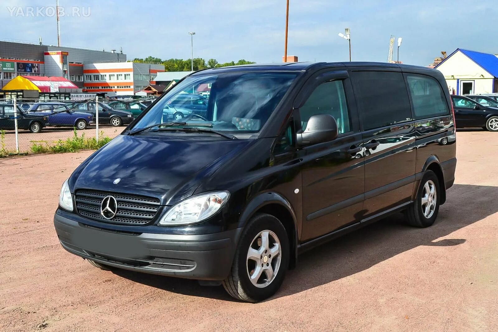 Мерседес минивэн 2005. Mercedes-Benz Vito 1996 минивэн. Микроавтобус Мерседес 1996. Микроавтобус Мерседес Вито дизель. Мерседес микроавтобусы бу купить