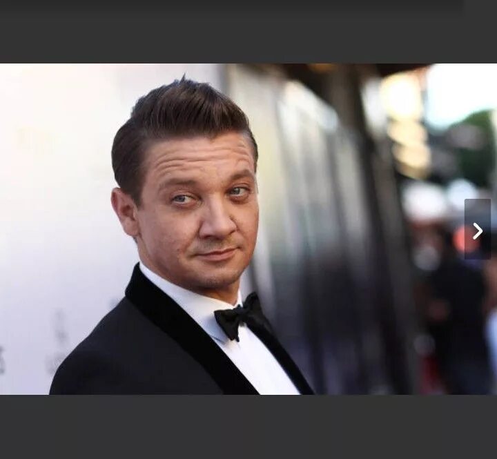 Реннер актер. Реннер фото. Реннер актер. Реннер фото. Реннер фото.