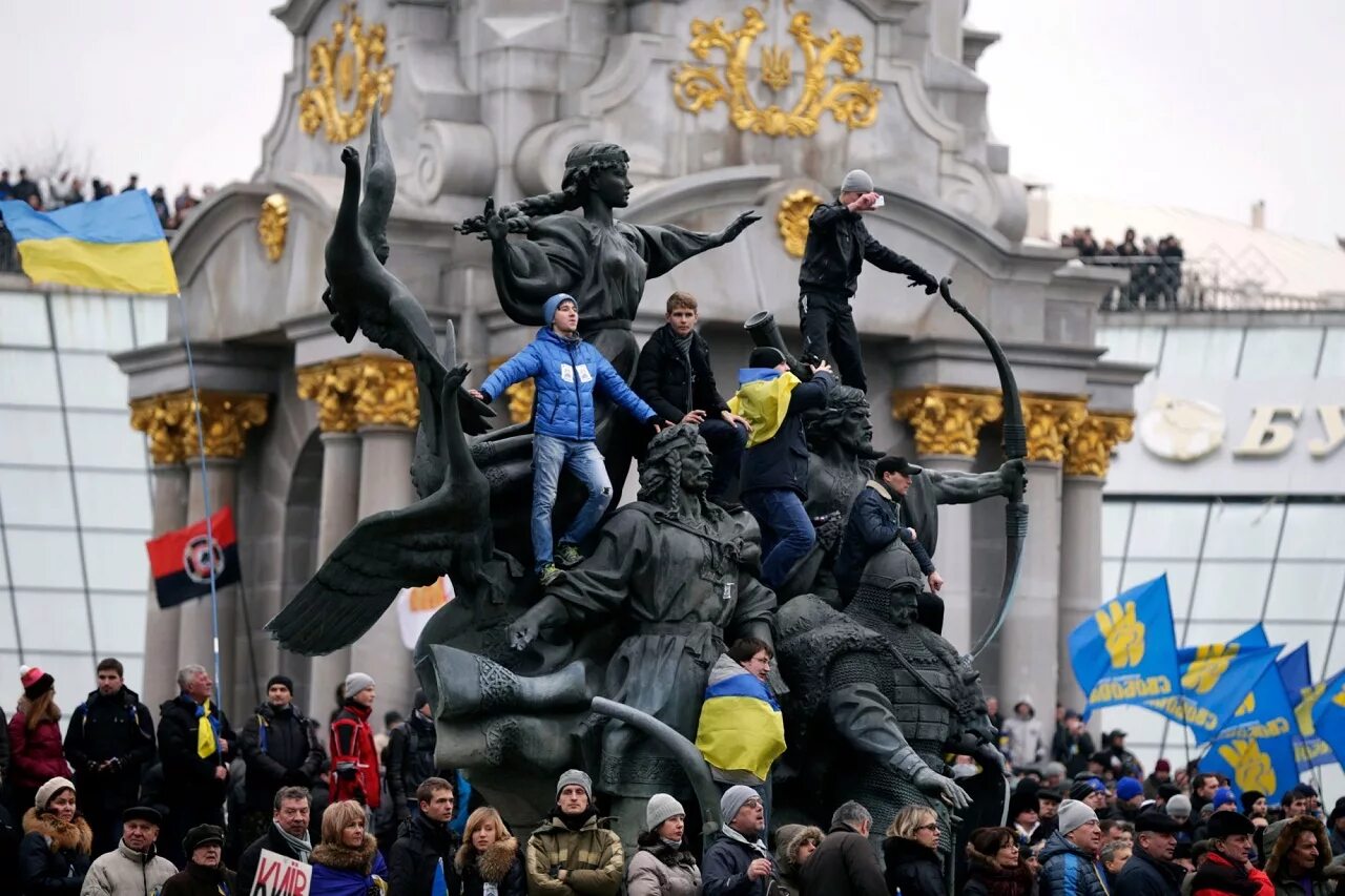Революция 2014 года. Майдан украина 2013. русские на майдане 2014. политический кризис на украине (2013-2014).