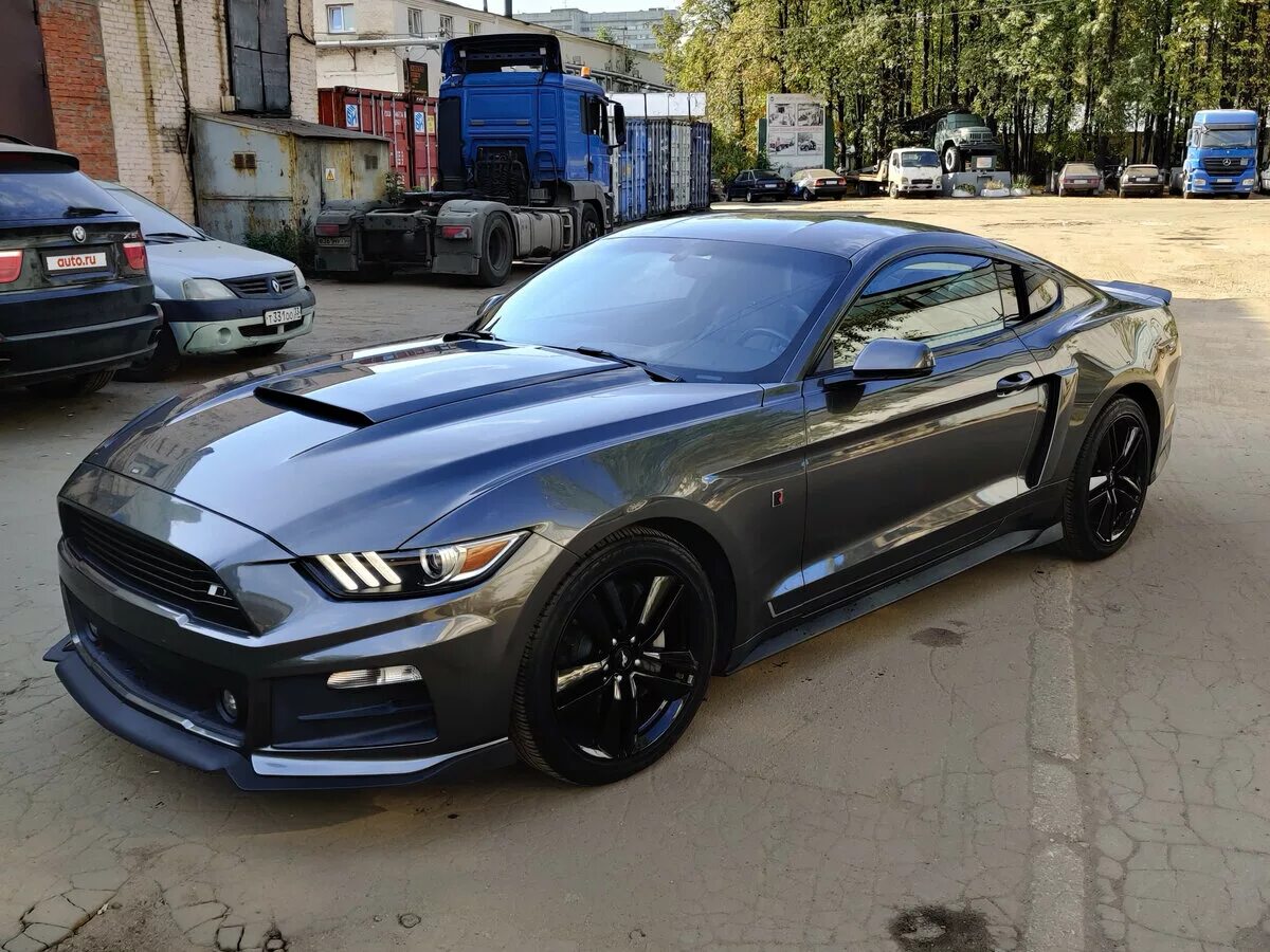 Форд мустанг москва. Ford Mustang 2015 серый. Форд Мустанг 2017 серый. Форд Мустанг 2017 2.3. Форд Мустанг 2022 серый.