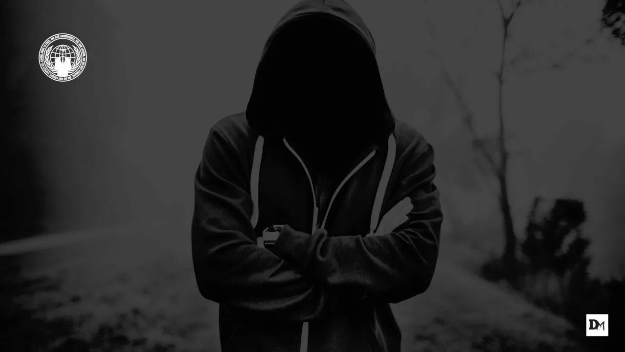 Аноним значение. Анонимус в капюшоне. одинокий анонимус. анонимус фото на рабочий стол. ава анонимус под капюшоном.