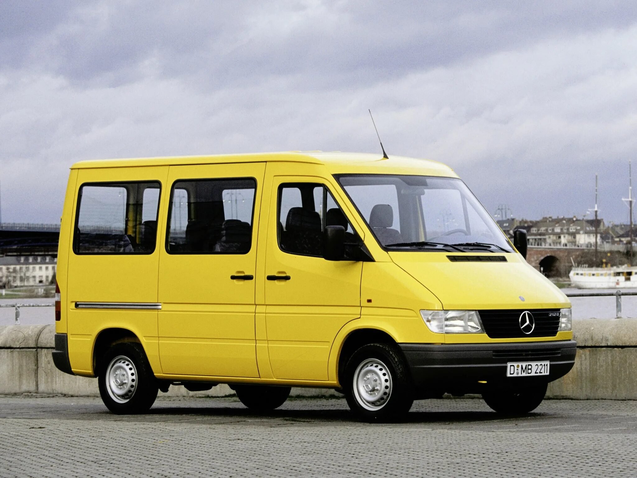 Спринтер d. Mercedes-benz sprinter 1995. mercedes sprinter 1995. mercedes benz sprinter 312. мерседес спринтер 901.