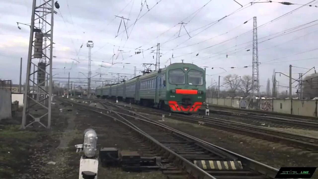 Кропоткин армавир электричка. Электрички станция кавказская. Электричка ставрополь кавказская. Кизитеринка. Эд9м ржд.
