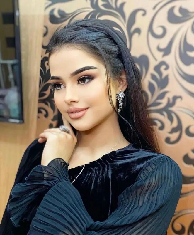 фарахноз шарафова. фарахноз 2022. фараҳноз шарафова 2021. фарахноз шарапова. фарахноз голи.