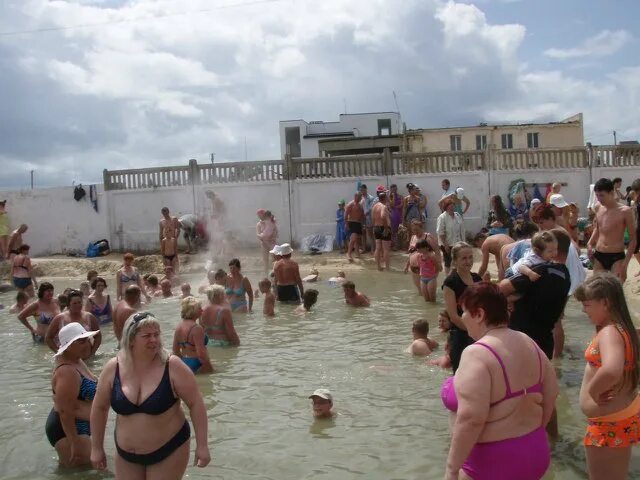 евпатория вода сейчас. вода saka турция. евпатория волны сейчас. бювет в евпатории на дувановской. источник в евпатории бювет.