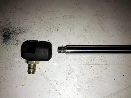 Ремонт газовых упоров багажника