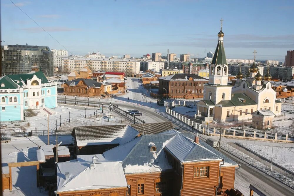 Якутск центр города. Город якутск. столица республики саха. город якутск население. якутск старый город вид сверху.