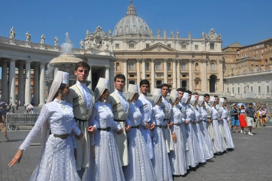 ансамбль горцы. осетия ансамбль горец. ансамбль горец владикавказ. руководитель ансамбля горец владикавказ. ансамбль горец нальчик.