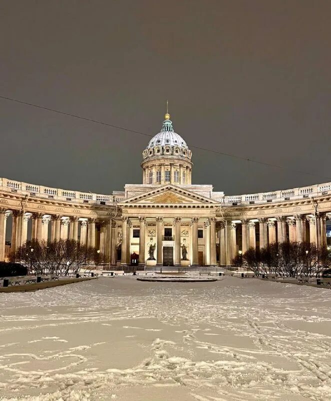 крыша казанского собора. исаакиевский и казанский собор с высоты птичьего полета. питер исаакиевский собор эстетика. казанский собор питер эстетика. казанский кафедральный собор.