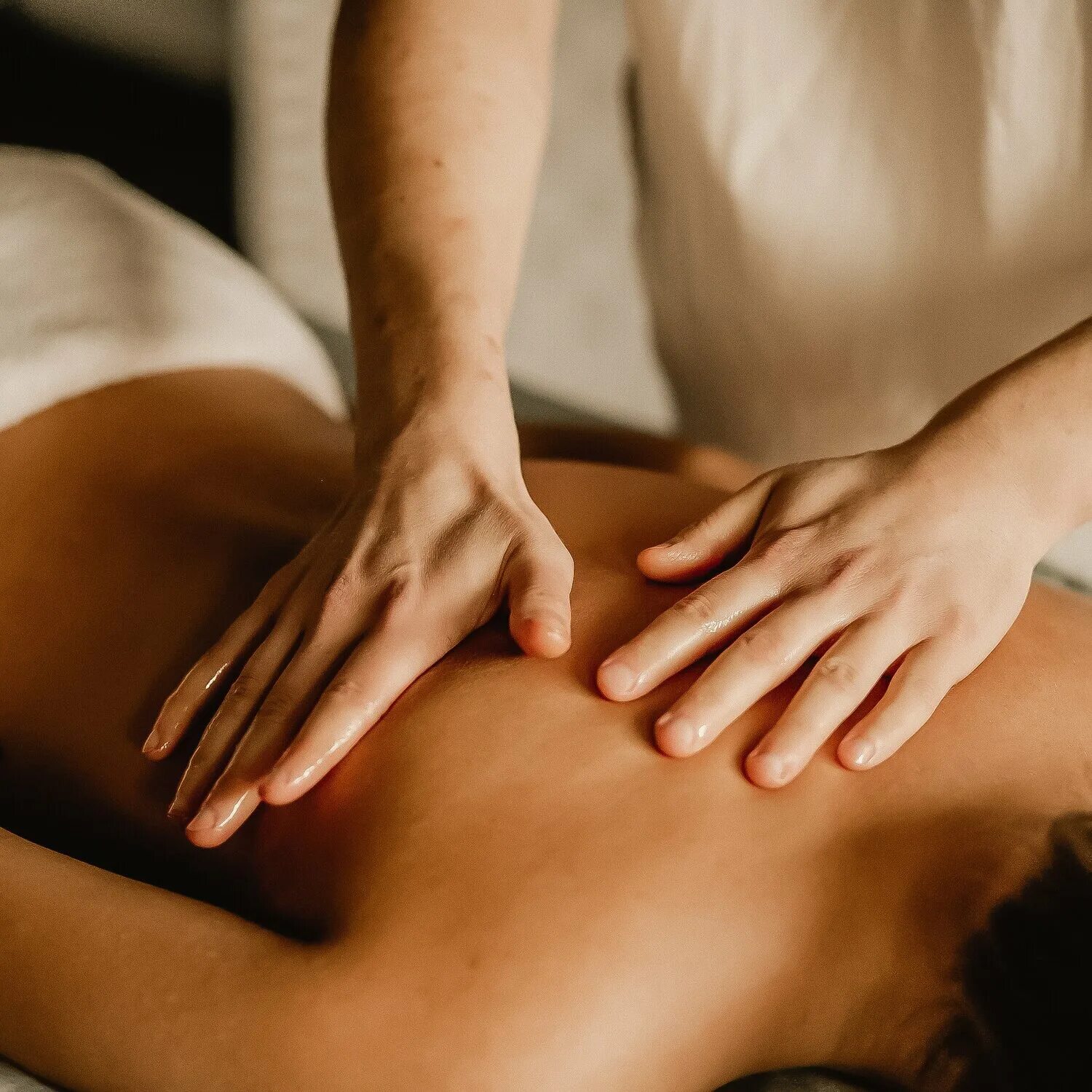 Массаж картинки. Классический лечебный массаж. Массаж net. Массаж net. Профессиональный лечебный массаж.