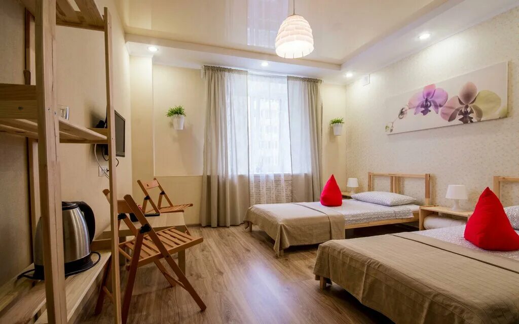 апартаменты карамель. отеле карамель. коктебель гостиница коктебель. двухместный номер с 2 отдельными кроватями. отель карамель коктебель.