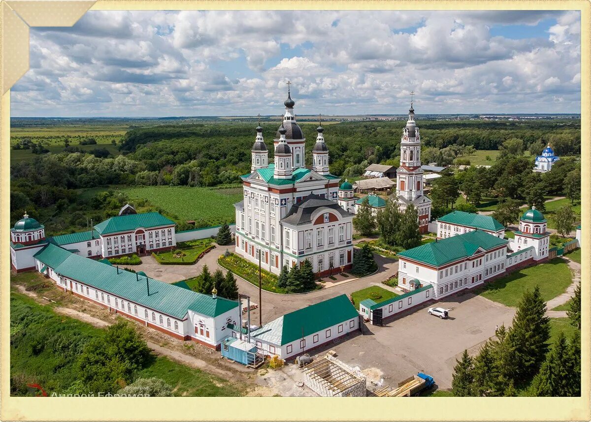 Свято-Троицкий сканов женский монастырь. Троице-сканов монастырь Наровчат. Свято-Троицкий сканов женский монастырь в Пензенской области. Наровчат Пензенская область монастырь сканов монастырь.