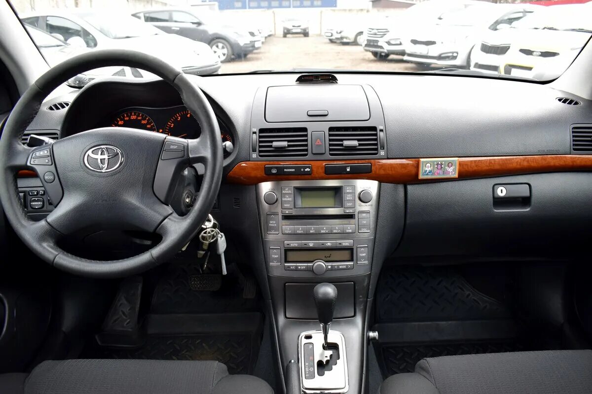 Toyota avensis 2008. 8. тойота авенсис 2008. тойота авенсис комплектации 2003-2008. 8.
