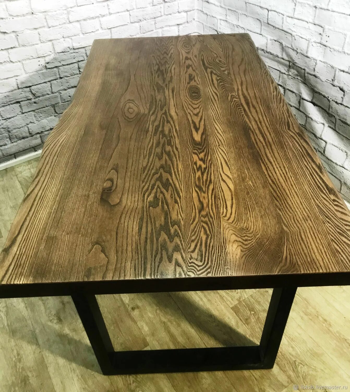 Массивный деревянный стол. Стол из массива дуба. Столы из дерева на заказ. Мебель walnut dining table. Стол слэб карагач.