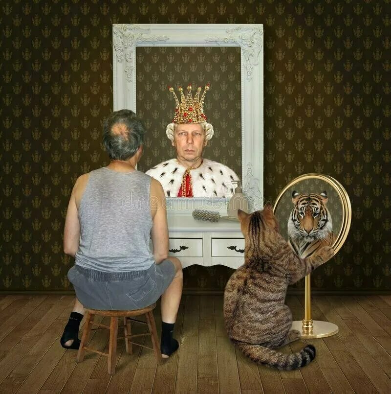 He saw in the mirror. Отражение мужчины в зеркале. Reflection in the mirror. Супергерой в зеркале. He saw in the mirror.