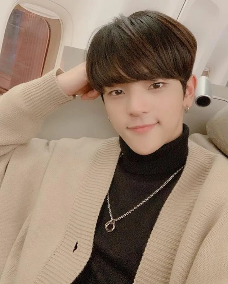 Уджин в москве 2024. Уджин из stray kids 2021. Уджин из stray kids. Уджин 2023. Уджин в москве 2024.
