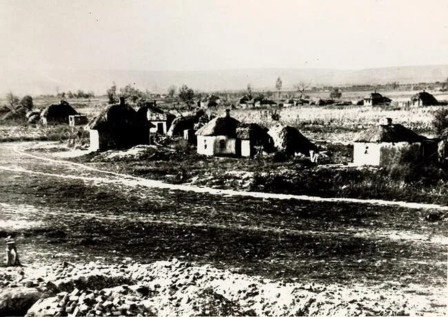 Поселок разумное старые фото. Разумное история. Камешково в годы вов. Поселок борисовка. Дк разумное белгород.