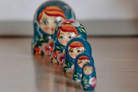 Игрушка олицетворяющая крепкую семью