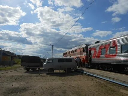Пригородный поезд кизема