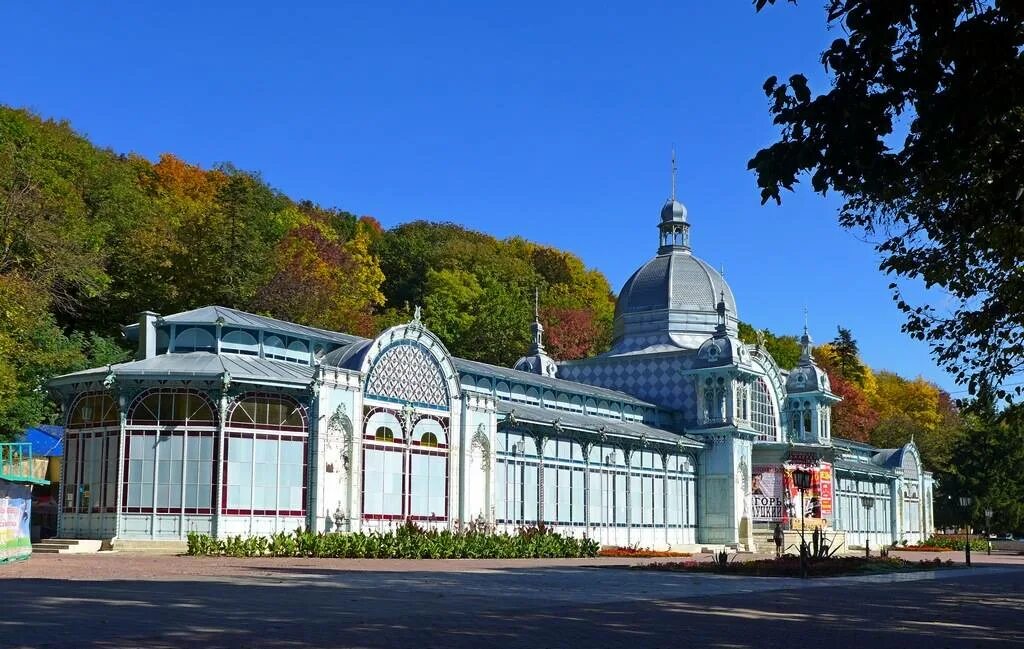 Курортный парк Железноводск. Лечебный парк Железноводск. Дворец Эмира Бухарского (Железноводск). Железноводск Железноводский парк,. Места железноводска