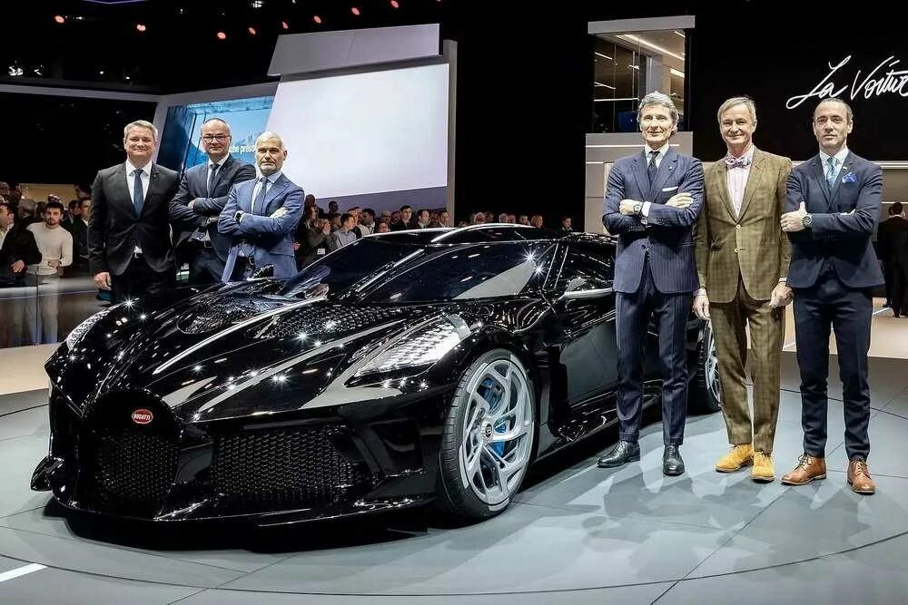 Бугатти концерн. Бугатти Ноир. Гиперкар Bugatti la voiture noire. Бугатти 1 в мире.