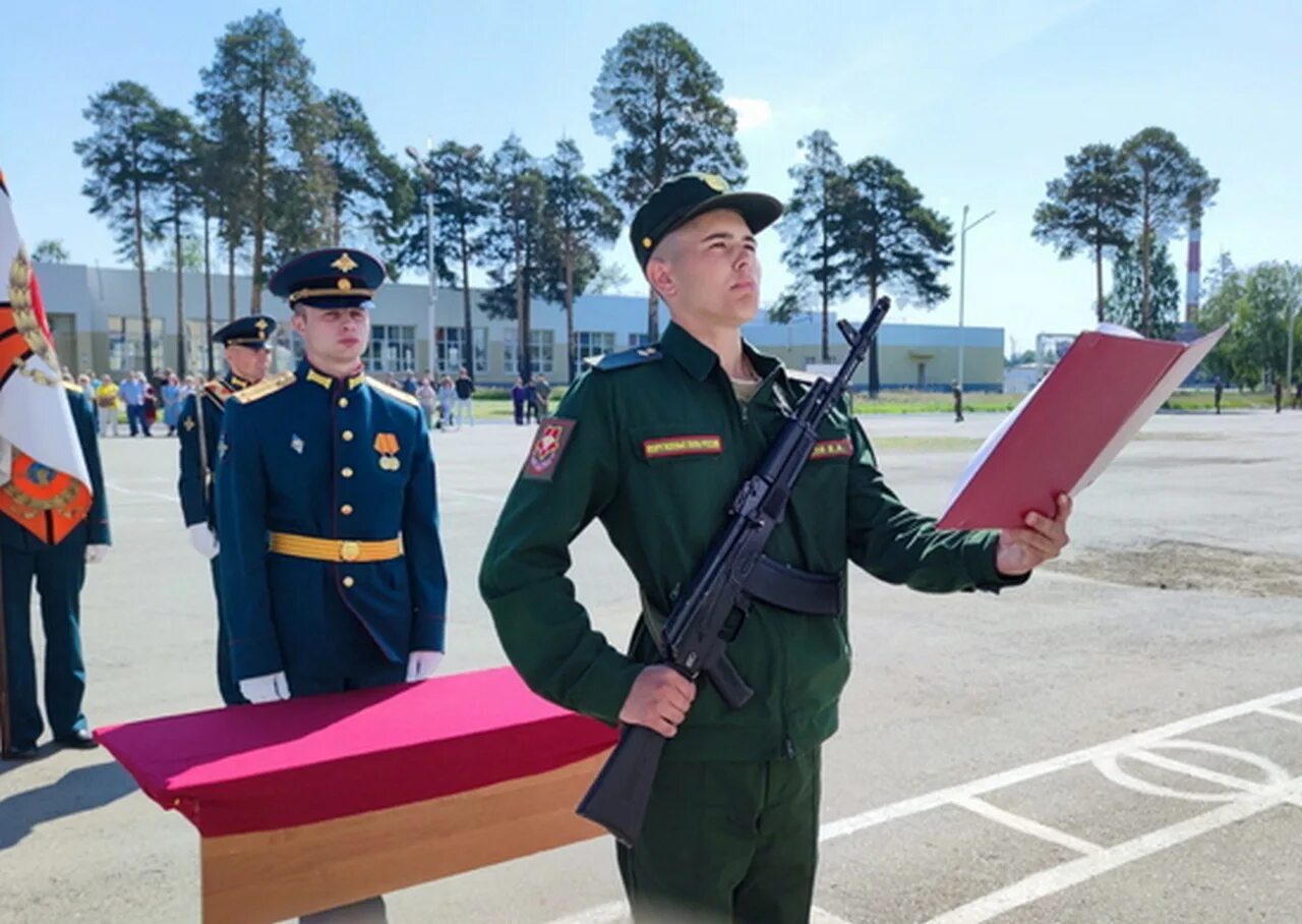 Военная присяга. Церемония принятия присяги. Приведение к присяге. Присяга солдата.