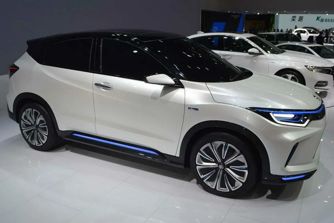 Honda из китая. Honda Everus ve-1. Электромобиль Honda ve1. Honda электромобиль 2022. Honda электромобиль кроссовер HR-V..