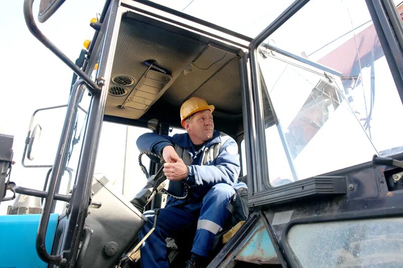 Оао асб беларусбанк касперович наталья. Климовичи сейчас. Райисполком милашенкова фото. Библиотечная сеть кричевского района. Город климовичи памятники.