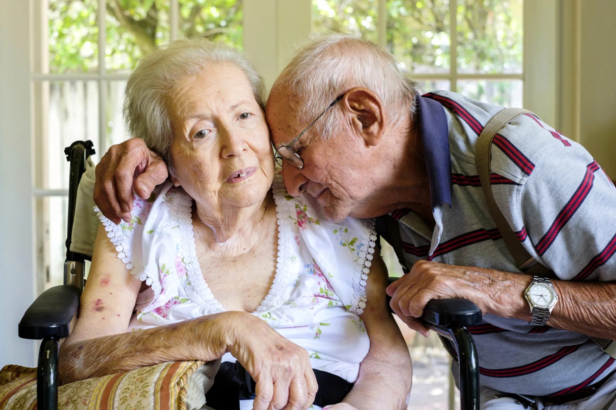 S s пожилые люди. Слабоумие у пожилых людей. Пожилые люди с Альцгеймером. Старческая немощь. Деменция у пожилых.