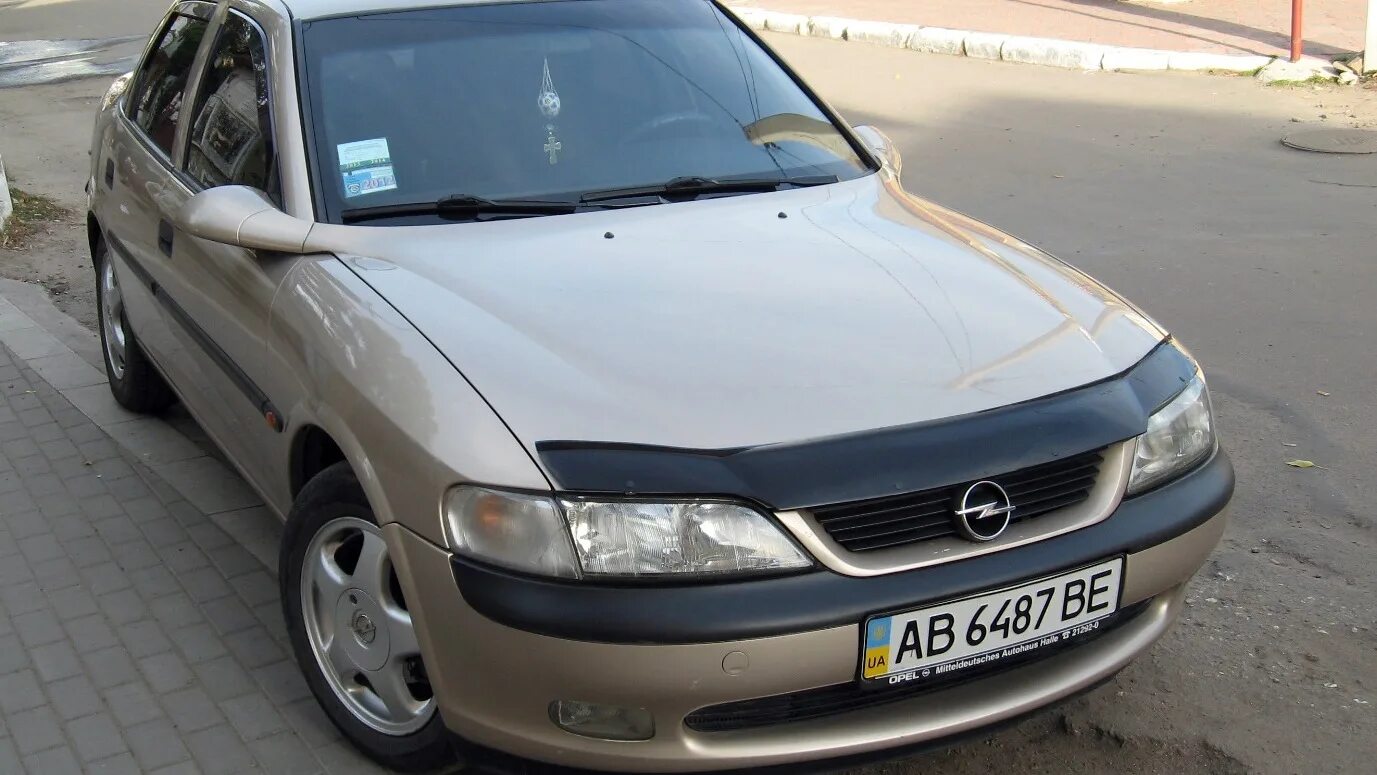 Вектра б 98. Opel Vectra 1.8 1998. Opel Vectra b 1998 1.6. Opel Vectra b 1998 1.8. Опель Вектра с 1.8 1998.