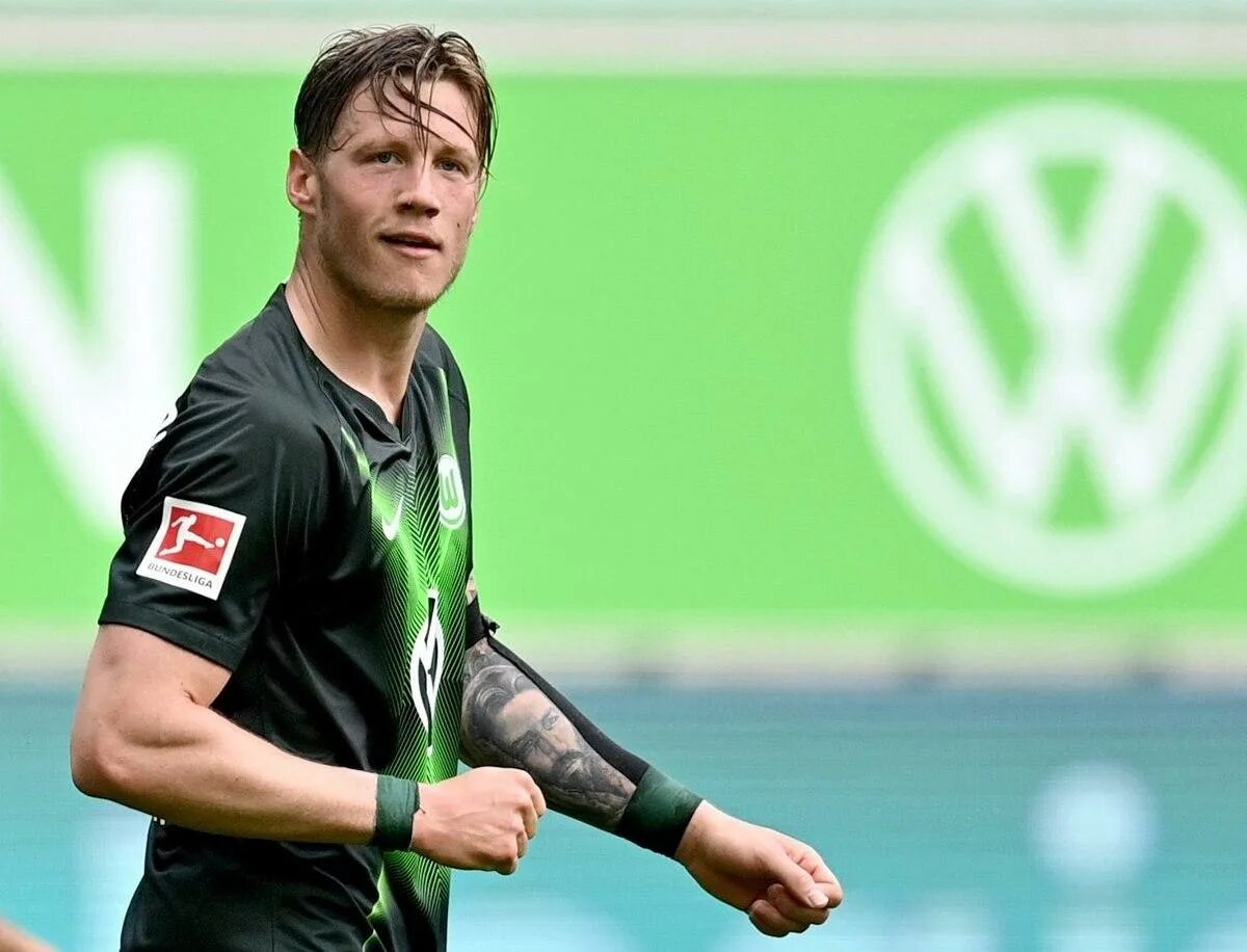 Вегхорст футболист. Энтони манчестер юнайтед. Вегхорст вольфсбург. Wout weghorst футболист. Ваут вегхорст.