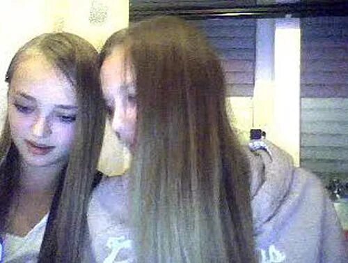 Stickam teen girls forum. Webcam молодые. Школьники по веб камере. Две девушки на веб камеру. D4134 Oxbill winner.