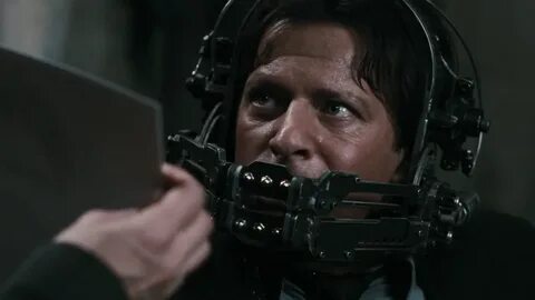 Mark Hoffman in Reverse Bear Trap - Saw VI (Costas Mandylor) Лучшие Фильмы ...